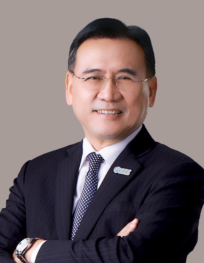 Mr. Varit Namwong